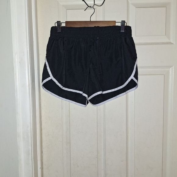 Danskin running shorts size large - Picture 1 of 5